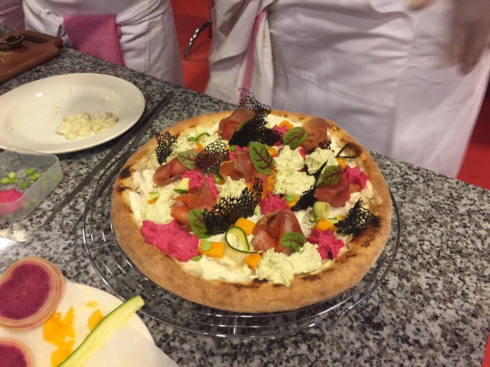 Tonton Tantie Pizza-2