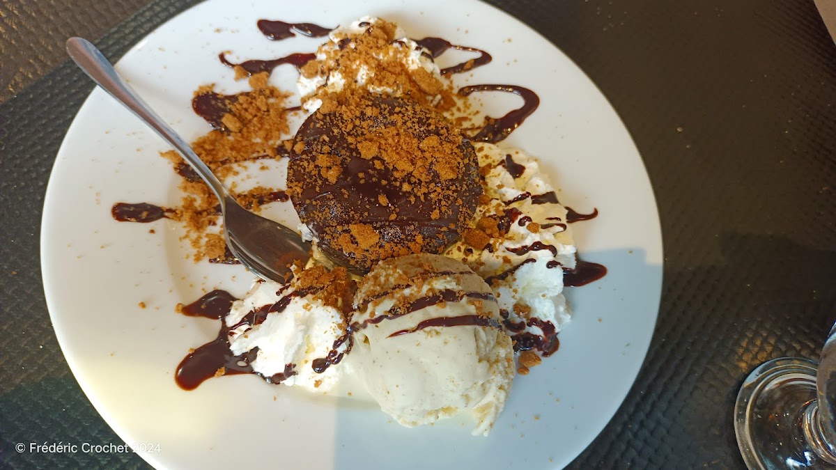 Tonton Tantie Pizza-4